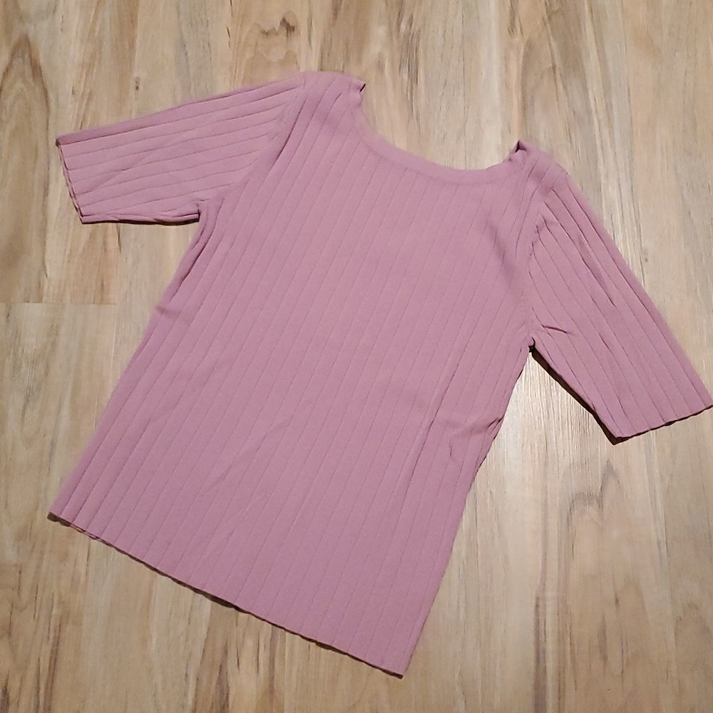 🔺️Dip Lavender Ribbed Vback Short Sleeve Top Large